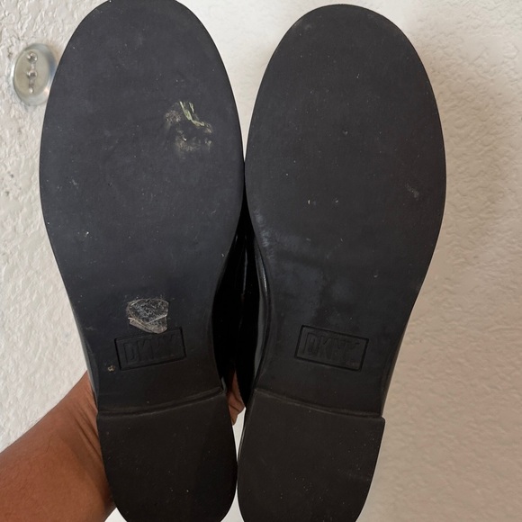 DKNY Shiny Black Slip-On 9 M - Picture 10 of 10